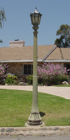 City photo of a La Primavera street light